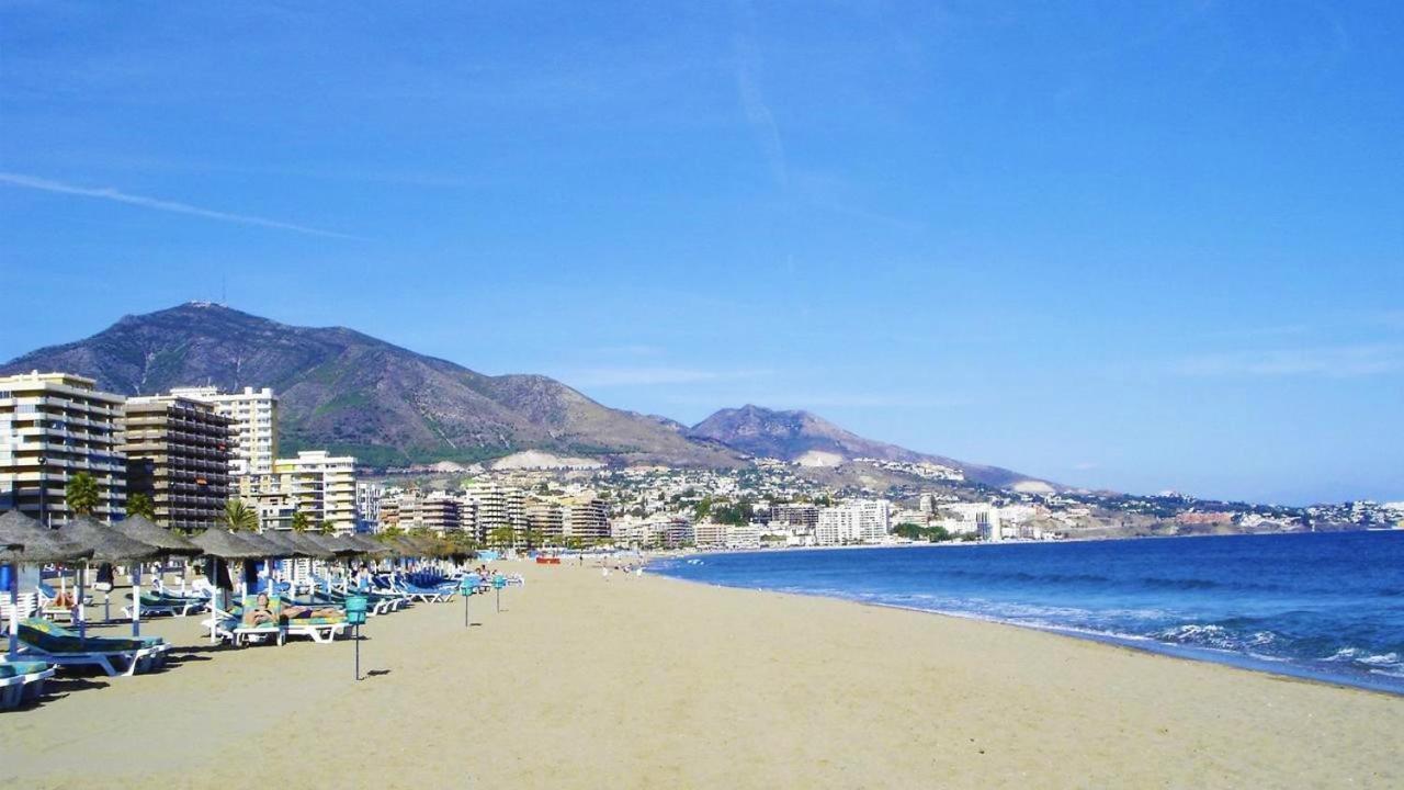 With A Big Garden And Heated Pool * Malaga