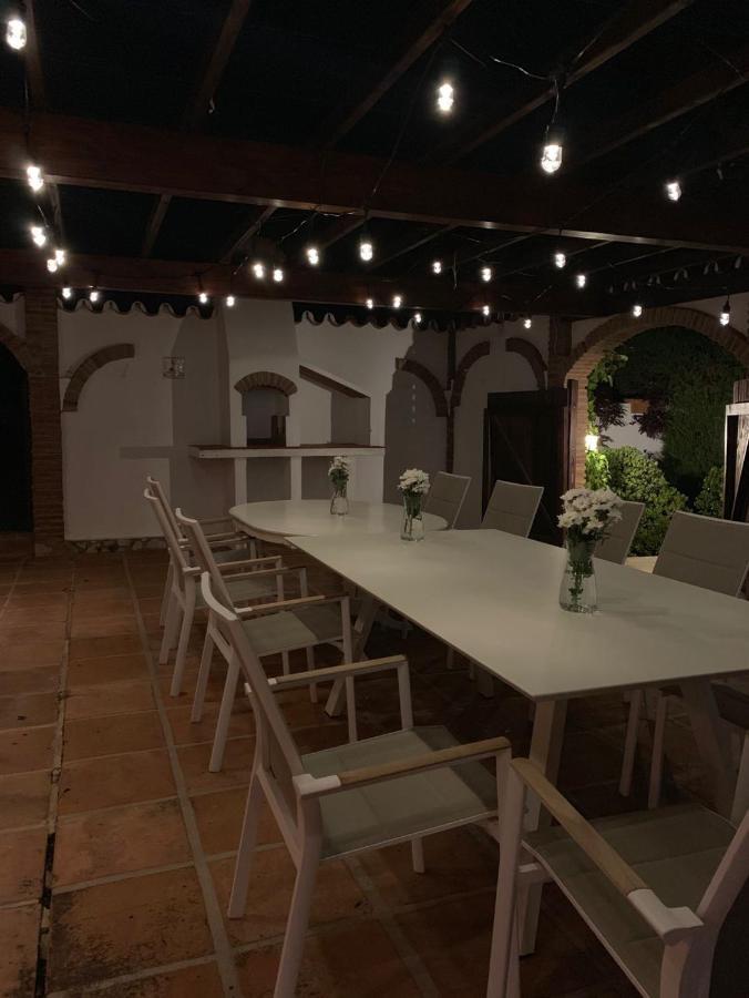 With A Big Garden And Heated Pool Villa *